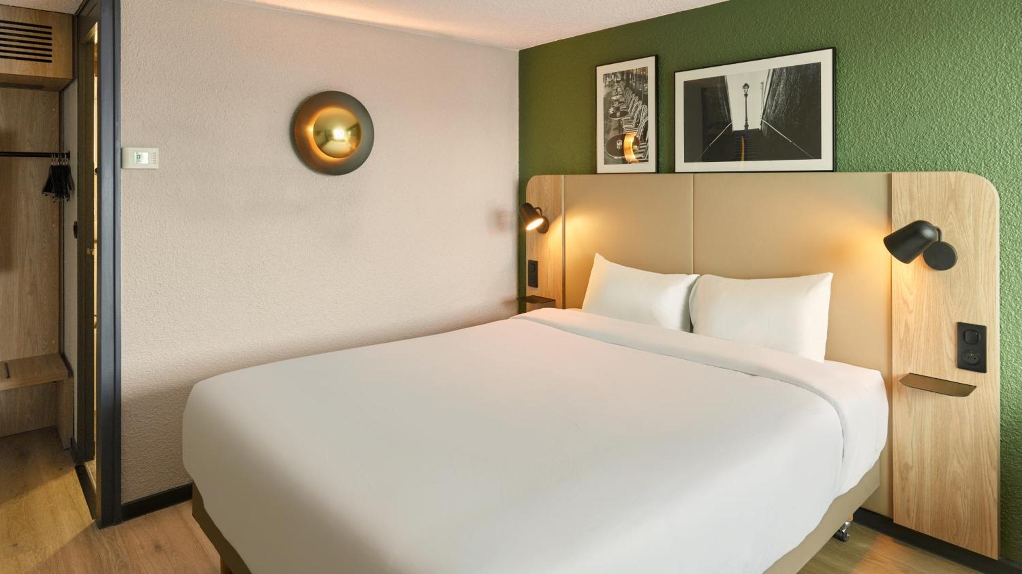 Hotel Campanile Nature Les Ulis 3*