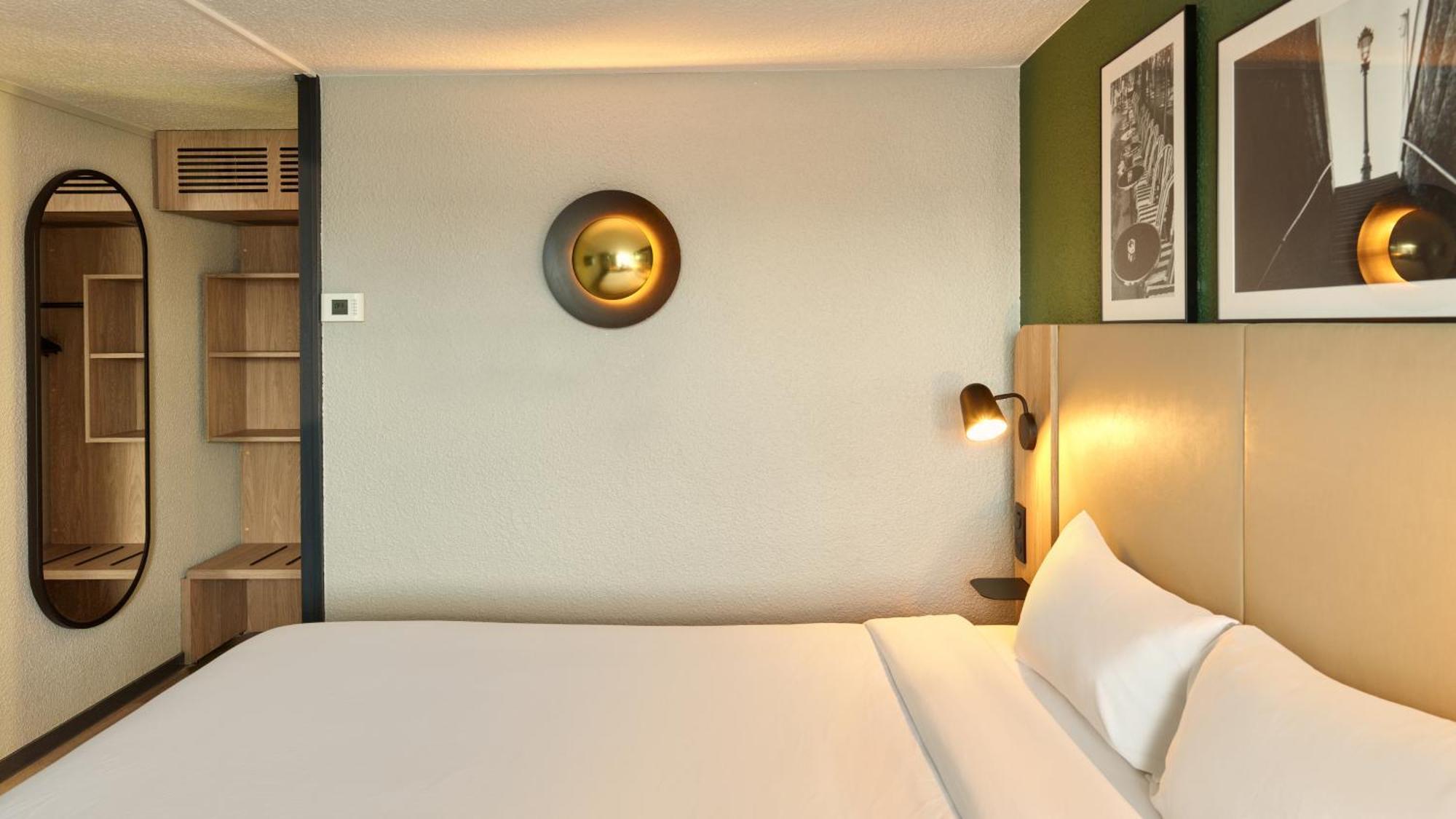 Campanile Nature Les Ulis Hotel 3*